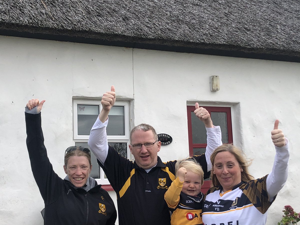 From the wilds of west Connemara wishing <a href="/dccro/">derrycronin</a> &amp; <a href="/MourneabbeyLFC/">Mourneabbey LFC</a> the very best in today’s <a href="/CorkLGFA/">Cork LGFA</a> senior county final!! ⚫️🟡⚫️🟡⚫️