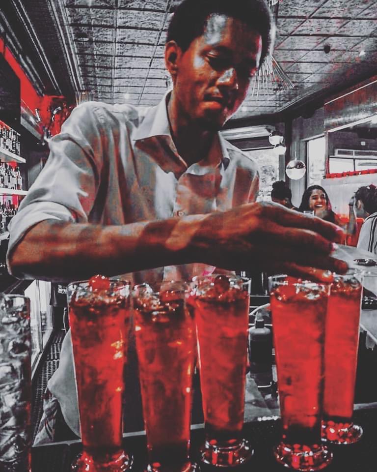 ilovemelville's tweet photo. Good things come to those who wait...#SixCocktailBar is back with their happy hours from 12:00 till 19:00! Best #nachos in town too! #MyMelville https://t.co/27Mb0mPuh1