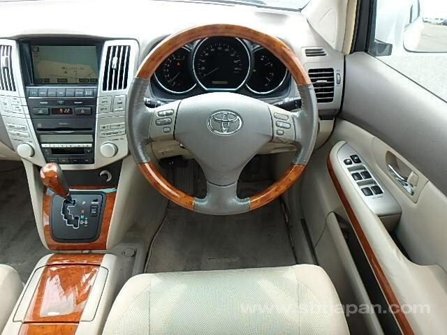 RtsUganda's tweet photo. TOYOTA HARRIER 2003/7 240G L PKG  UA-ACU30W
CIF MOMBASA: USD 4,850

Drive:2WD
Engine Size:2,360cc
Mileage:130,000km
Fuel:PETROL

BACK CAMERA |HID| STEERING SWITCH |DRIVING POWER SEAT |WOOD COMBINATION STEERING |CD
https://t.co/MgfGfu16zW #toyotaharrier #JapaneseUsedCars https://t.co/Uu63m1ckVH