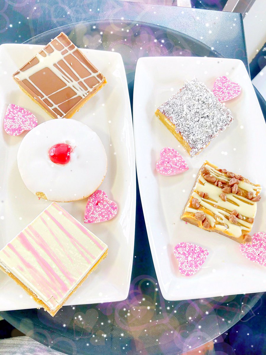 HighlanderBuses's tweet photo. Fancy something sweet? We have some super delicious treats this weekend:
🤤Salted Caramel Slices
🤤White Chocolate and Raspberry Slices
🤤Raspberry &amp; Coconut Blondie
🤤Caramel Honeycomb Crunch
We are open as usual! Come and try them 😁
#aberdeen #cafe #sweets #traybakes https://t.co/B4SukGh8fa