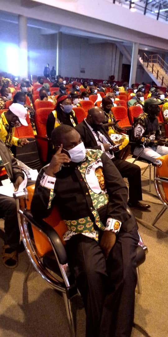 ZANUPF_Official's tweet photo. MIDLANDS PROVINCIAL CO-ORDINATING COMMITTEE (PCC)
#ProudlyZANUPF #ProudlyZimbabwean #TheMidlanders
Notable present is the Minister of State Security and Legislator for Gokwe Kana Cde Owen Ncube.
_
Stay Safe -Covid-19 Kills
_
ZANU PF INFORMATION & PUBLICITY DEPARTMENT https://t.co/y5fPfaNA2q