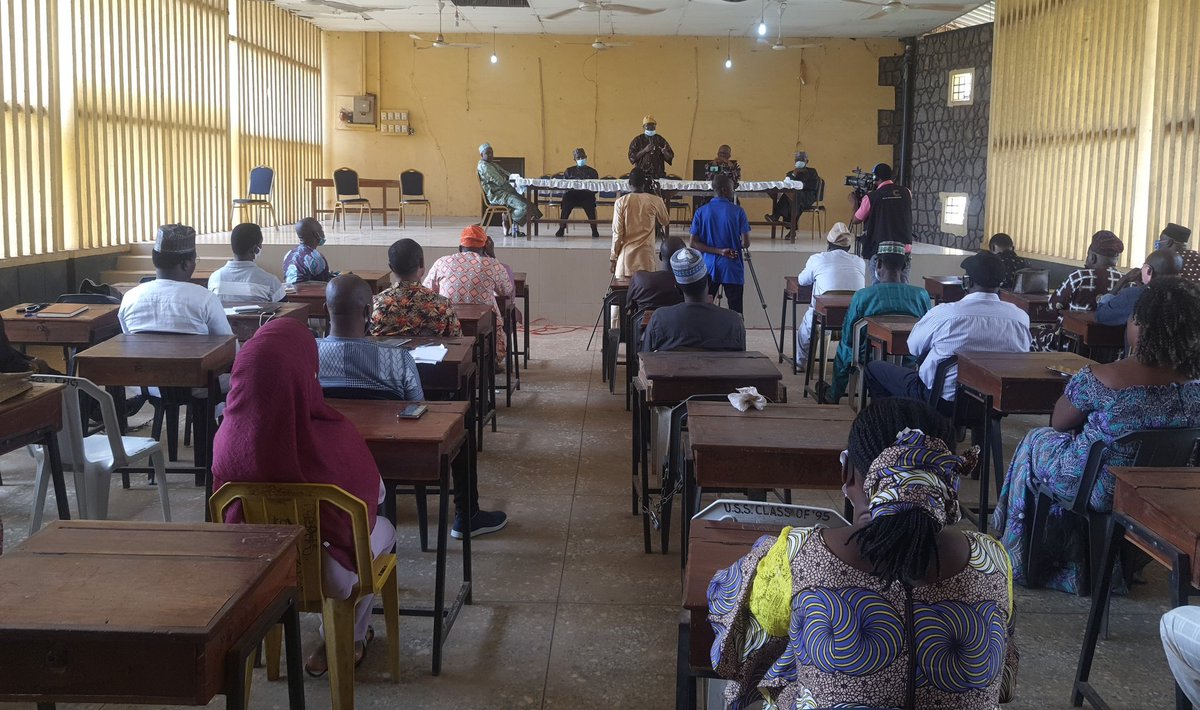 ASUU is holding a Town Hall meeting at Africa Hall, University of Ilorin Mini Campus, at the moment.Prof Biodun Ogunyemi, the National President is addressing the meeting of the Town & Gown.Check out  @TVCconnect,  @channelstv &  @AIT_Online for their reports later #ASUUTownHall