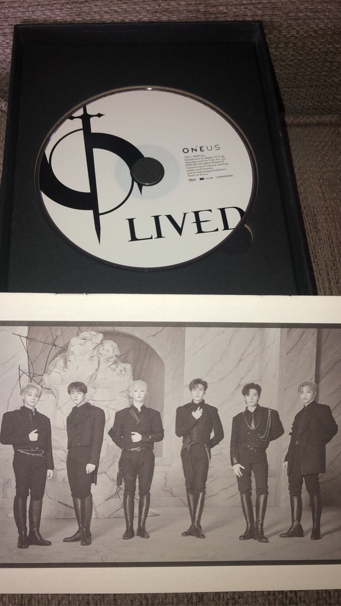 Staytinytannie's tweet photo. This finally came today ๐๐๐
I love this concept so much!!
#RAVN #hwanwoong #keonhee #seoho #leedo #xion #ONEUS #oneuslived #oneus_tobeornottobe #TOMOON https://t.co/qJWGFMfadJ
