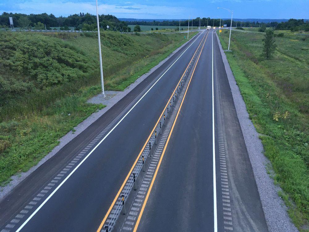 Swedish road design could mean fewer deadly head-on collisions on Highway 50 near Gatineau ottawacitizen.com/news/local-new…