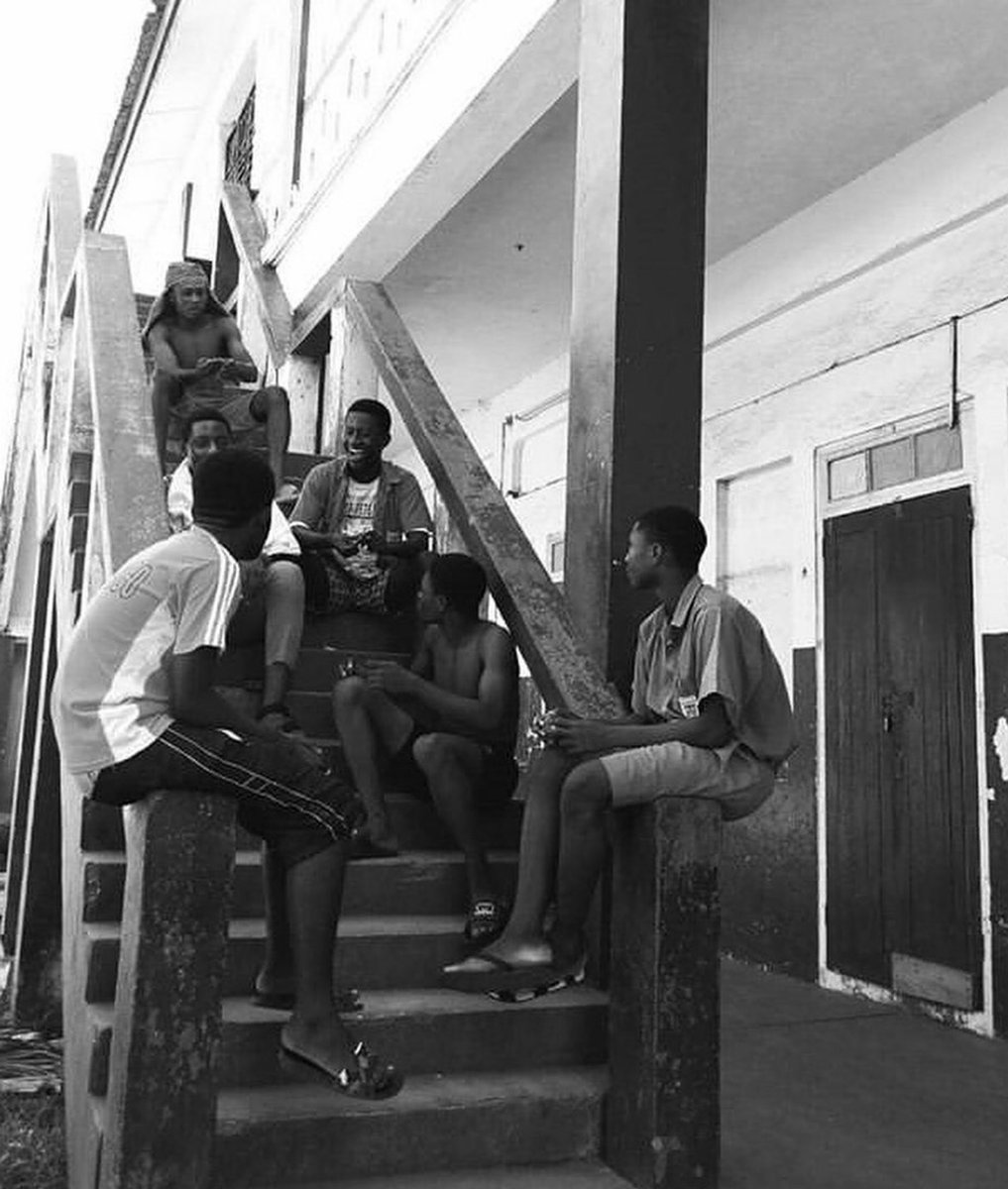 Augusco_'s tweet photo. Over the years the best conversations are held on the St. Peter’s stairs. 

#Augusco https://t.co/YOjWeSVgeN