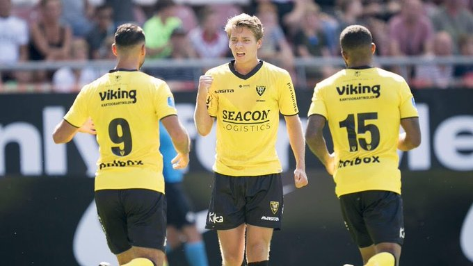 Evert LinthorstClub: VVV VenloAge: 20Position: MidfielderNationality: DutchA VVV revelation, Linthorst made a big impression in the club's midfield last season and will be looking to repeat that success. Technically good and has an eye for goal. A very talented number 10.