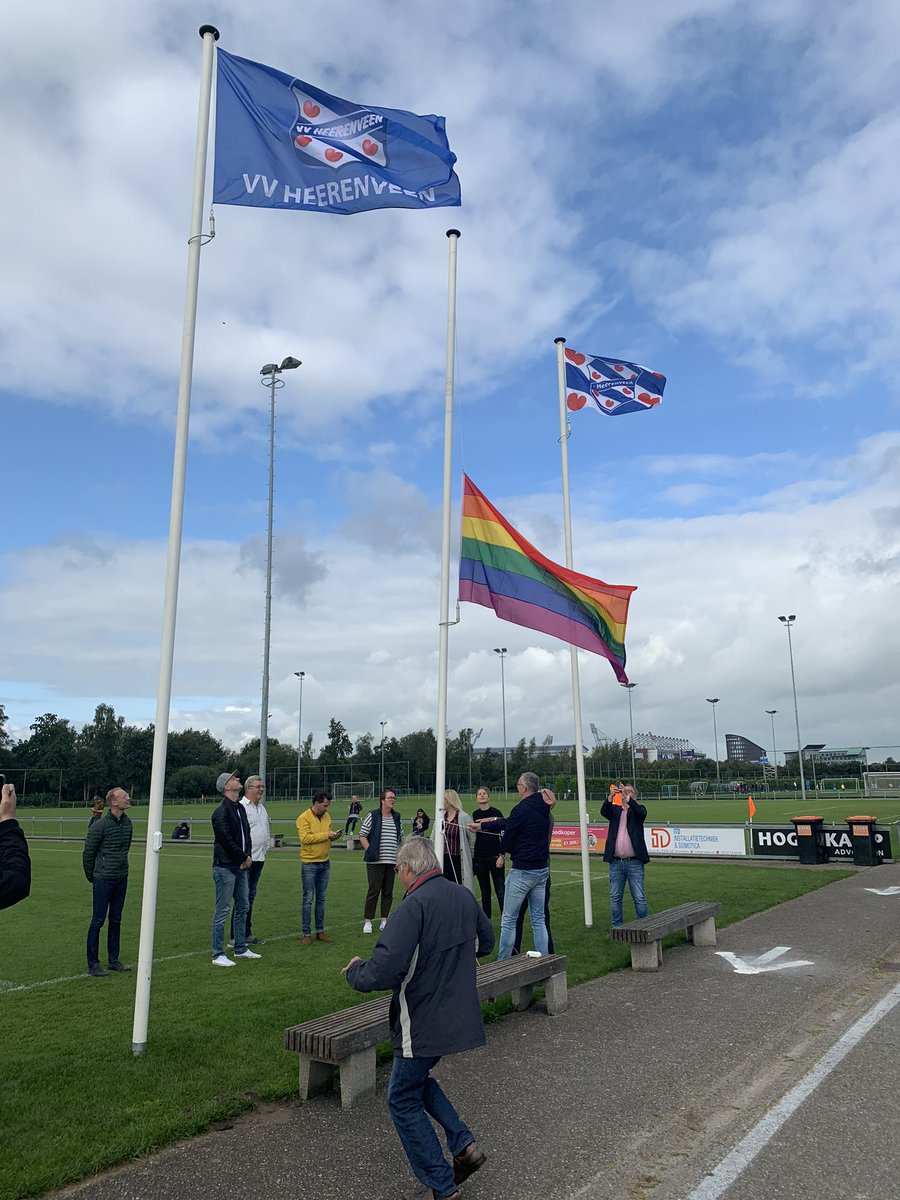 <a href="/Heerenveen1920/">V.V. Heerenveen</a> hebben we vanmorgen samen met <a href="/COCFriesland/">COC Friesland</a> de #regenboogvlag gehesen want #voetbalisvooriedereen