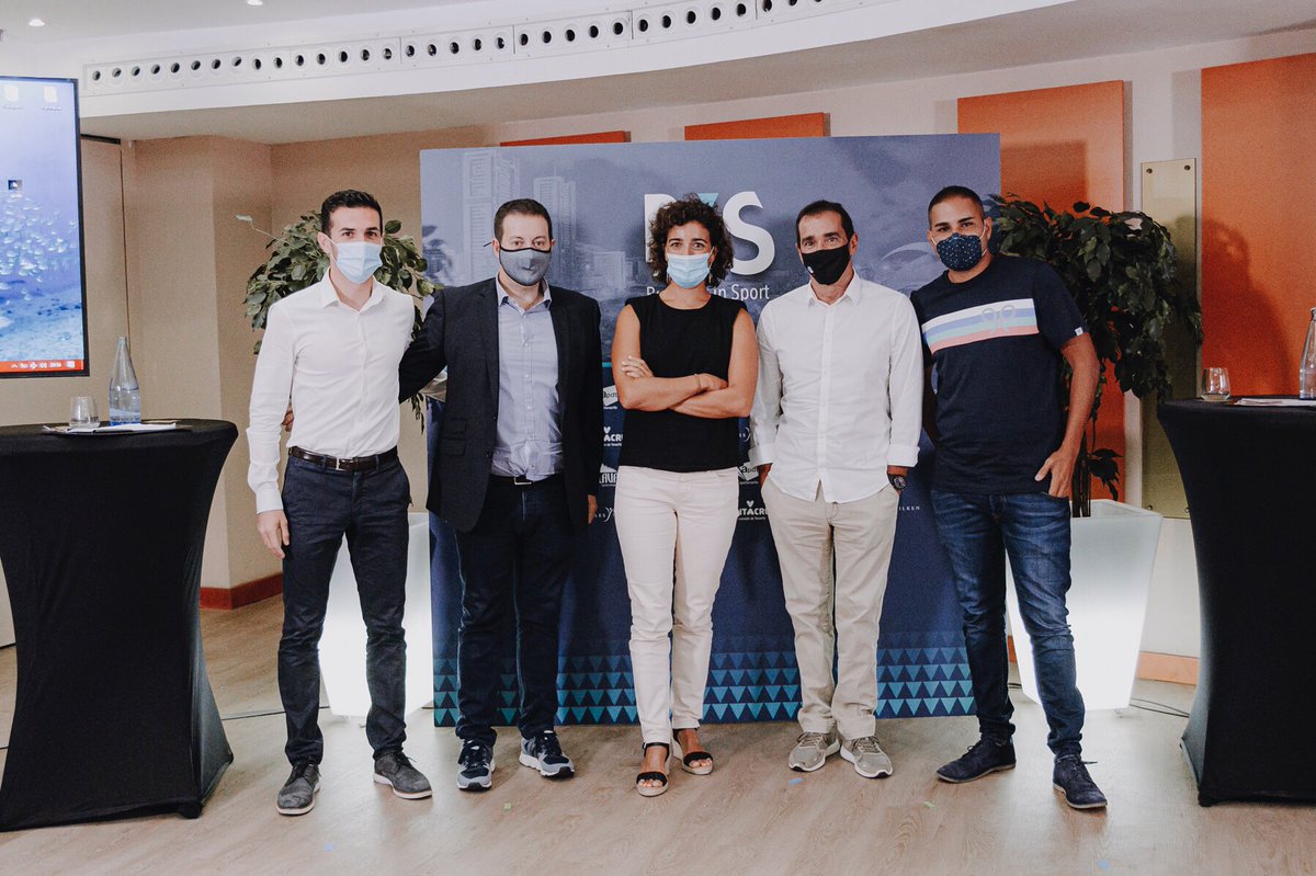 LavaSportsGroup's tweet photo. Ayer celebramos el “Especial #SupercopaEndesa” de @BiSportES con @ADaimiel 🏀🔊 Un encuentro entre profesionales del sector sobre marketing, comunicación y baloncesto con la participación de @SergioRodriguez, @RICARDODEDIEGO y @mdaswani 🎙 https://t.co/SjQHGTYzuy