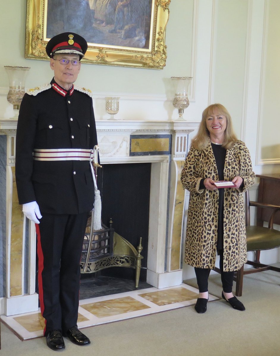 bradford2025's tweet photo. Congratulations to @MaryDowson of @bcbradio on recieving the British Empire Medal! 

As well as her services to community radio, Mary has been an integral part of the #Bradford2025 journey so far  (leopard print coat to boot). https://t.co/OTZQCpikZt