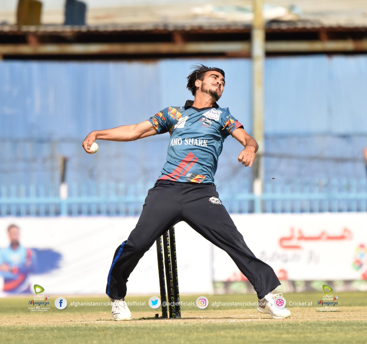 ACBofficials's tweet photo. #Match13 - Innings Break
@ltd_mis: 193/5 (20)
Target:194
π @Hashmat_50 82 (51)
π Bahar Shinwari 57 (32)
Naveed Ahmadzi Amo Sharks:
- Fareed Ahmad 36/2 (4)
- Abdul Wasi 38/1 (4)
#Etisalat4GSCL2020 #DaAtalanoLeague #ASvMAK https://t.co/8PCzXD4cQy