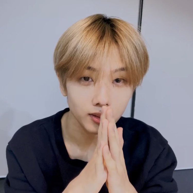 จอห์นนี่ซอดีที่สุด ☕️🍕🌻 ¹ ⁵ ⁶ ⁵ tweet media