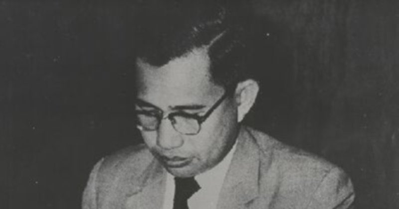 Aminuddin Baki, anak Melayu pertama dan termuda yang menjadi Ketua Pengarah Pendidikan. [Ini adalah bebenang]
