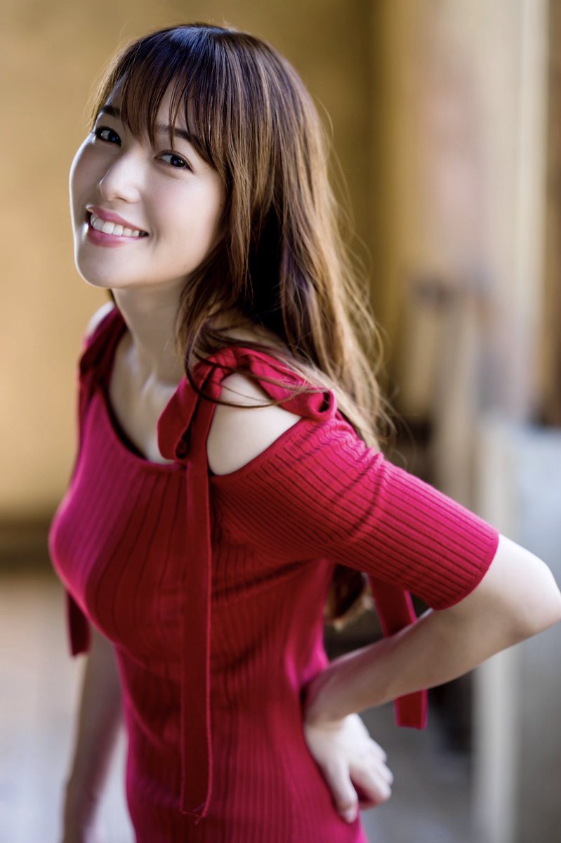 鷲見 玲奈 すみれいな 明後日発売のヤングマガジンの表紙と巻頭を担当させて頂いています スピリッツ ヤングジャンプ 週刊プレイボーイと表紙を飾らせて頂きましたが このヤングマガジンが一旦最後の表紙となると思います 今回も素敵な写真が 鷲見 玲奈 すみれいな 明後日発売のヤングマガジンの表紙と巻頭を担当させて頂いています スピリッツ ヤングジャンプ 週刊プレイボーイと表紙を飾らせて頂きましたが このヤングマガジンが一旦最後の表紙となると思います 今回も素敵な写真が