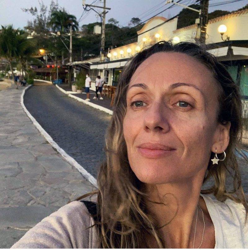 Katyna Huberman festeja sus 49 años con casa nueva en Buzios 🎉
"Me siento afortunada porque mi proyecto siempre fue invertir acá", cuenta la actriz. 
bit.ly/35q78iF