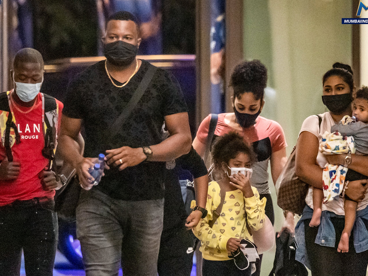 NBT_Sports's tweet image. शाहरुख की टीम को चैंपियन बनाकर UAE पहुंचे पोलार्ड, अब लगाएंगे मुंबई के लिए जोर

nbt.in/Z2ZJ2Y

#IPL2020 #CPL2020 #tkrvslz #MumbaiIndians #ShahRukhKhan  #KieronPollard