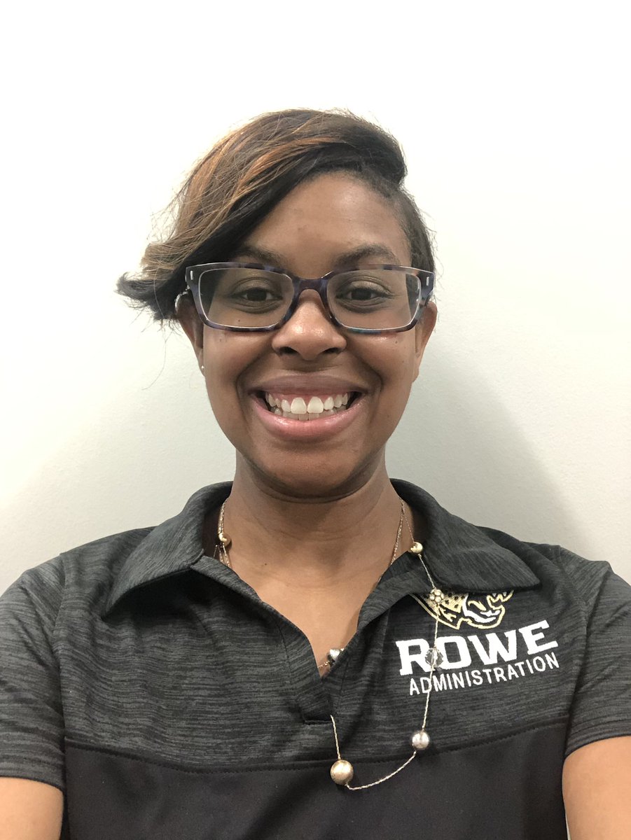 KingNancia's tweet photo. Completed my first week of school at Rowe Middle School! Many challenges came our way this week but together we overcame every obstacle! So thankful for my new Jag family! #RoweCFISD #CyFairISD https://t.co/k5sFKZzODQ