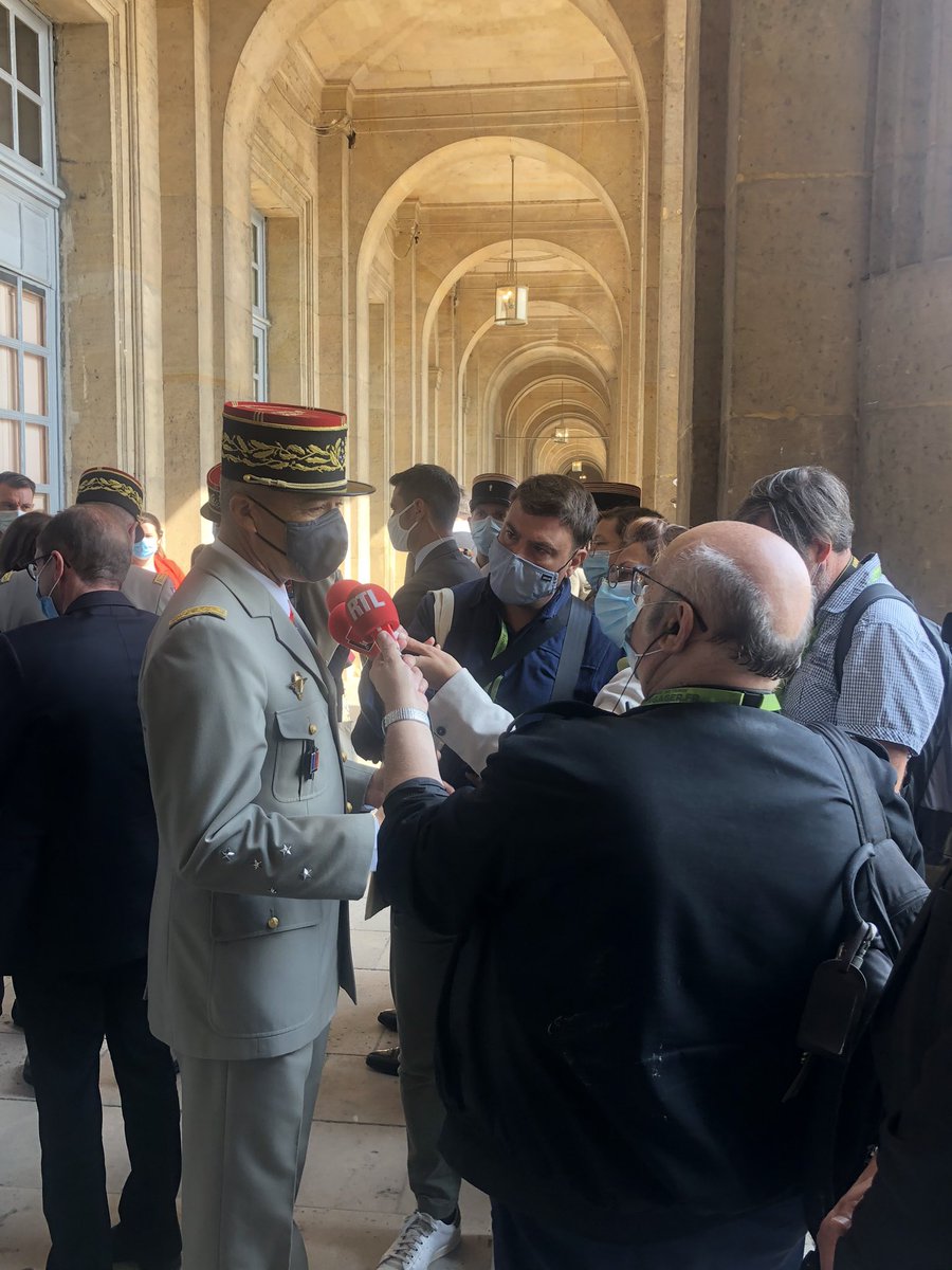 « C’est une campagne innovante qui prend le meilleur de ce que font les entreprises, l’intelligence artificielle et la créativité de l’agence Insign » <a href="/CEMAT_FR/">Chef d'état-major de l'armée de Terre</a> <a href="/RecrutemenTerre/">Armée de Terre Recrute</a>