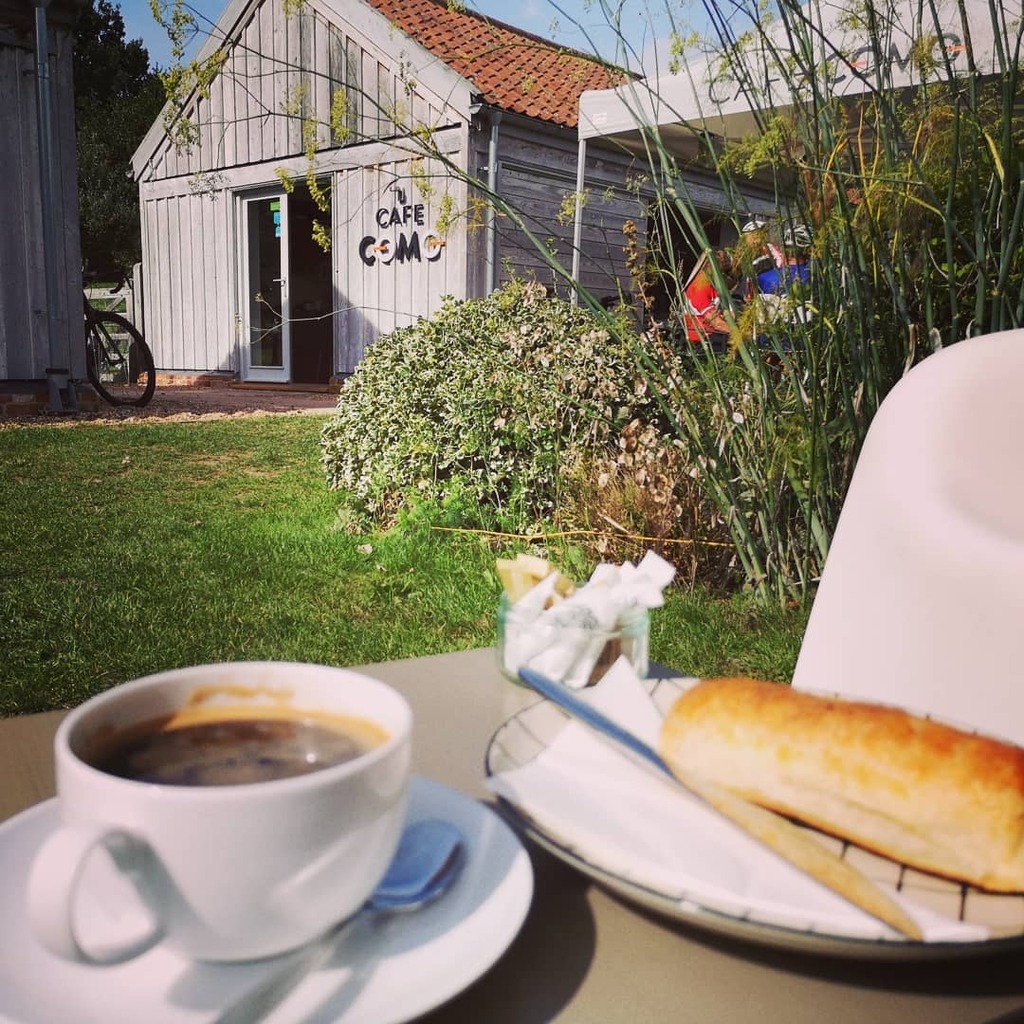 TheHairyViking's tweet photo. Nice stop of on my #CycleRide at the lovely @cafe_como_official for a super #Coffee &amp; #SausageRoll
 #CafeComo #Suffolk #Cycling #cyclelife #MilesAreMyMeditation https://t.co/s8HCzQICLK https://t.co/FDmlOWXlAH