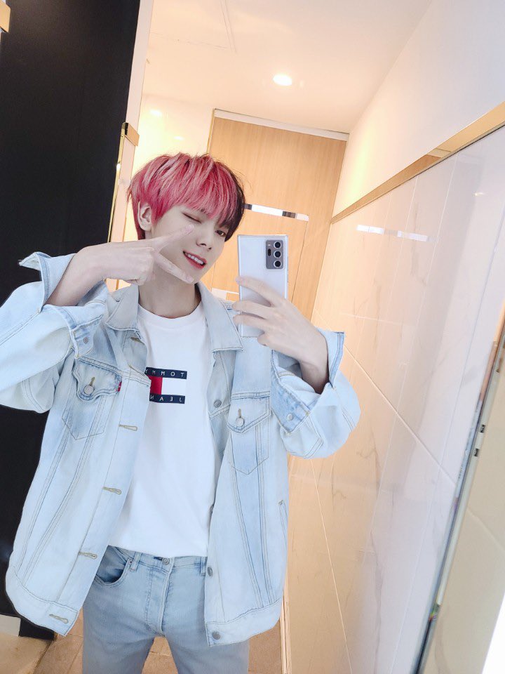 1team_twt's tweet photo. [#1TEAM #제현 #JEHYUN]
오랜만에 제현이의 들려주고 싶어서!!
마크툽 (MAKTUB), 이라온 - 별을 담은 시 (Ode To The Stars) https://t.co/ZlDpDDnKNt