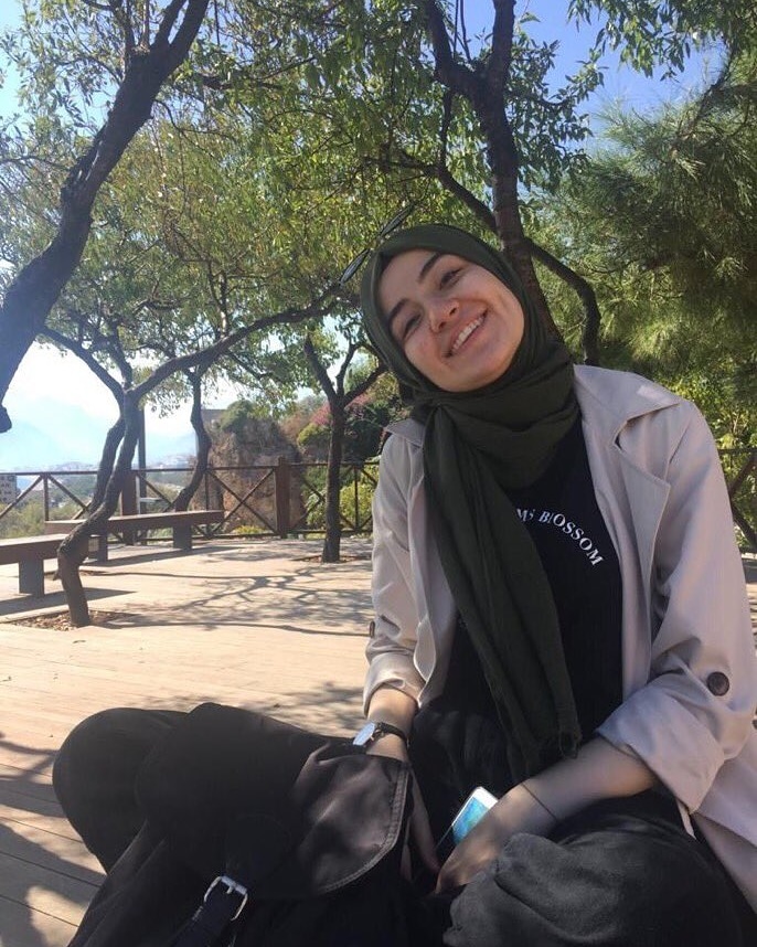 Tıp öğrencisi Ayşe Koca malesef hayatını kaybetti. Allah Rahmet Eylesin.