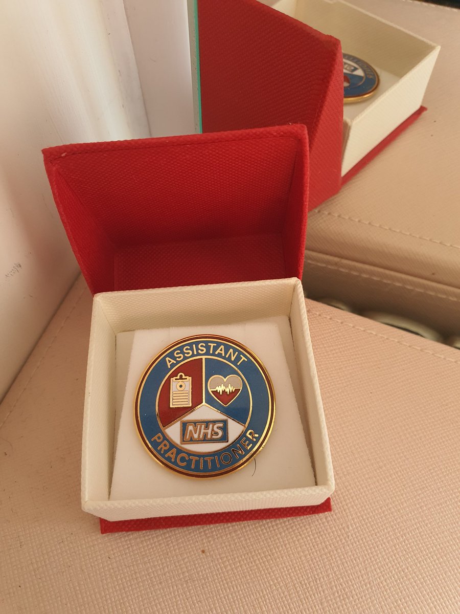 hm_rollins's tweet photo. Cannot wait to wear this with pride whilst welcoming and teaching all our new, aspiring #AssistantPractitioners next week ππ @WeAPS_NHS @UCSD_ClinicalEd @UCSouthDevon #AP #AssistantPractitioneruk #SimulationSuite #Cohort #Education #Proud https://t.co/xrTvLYITer