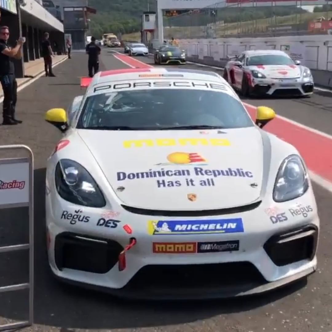 Pedrorazine's tweet photo. #Automovilismo y nos levantamos tempranito este sábado con la gran noticia de que nuestro jovencito Jimito Llibre gana su categoría en el #PORSCHESPRINTCHALLENGE en la República Checa. Primera ves que corre allí logrando un punta a punta. Que emoción! 👏🏆🇩🇴 @MTurismoRD #porsche https://t.co/dCiYdC6I2s