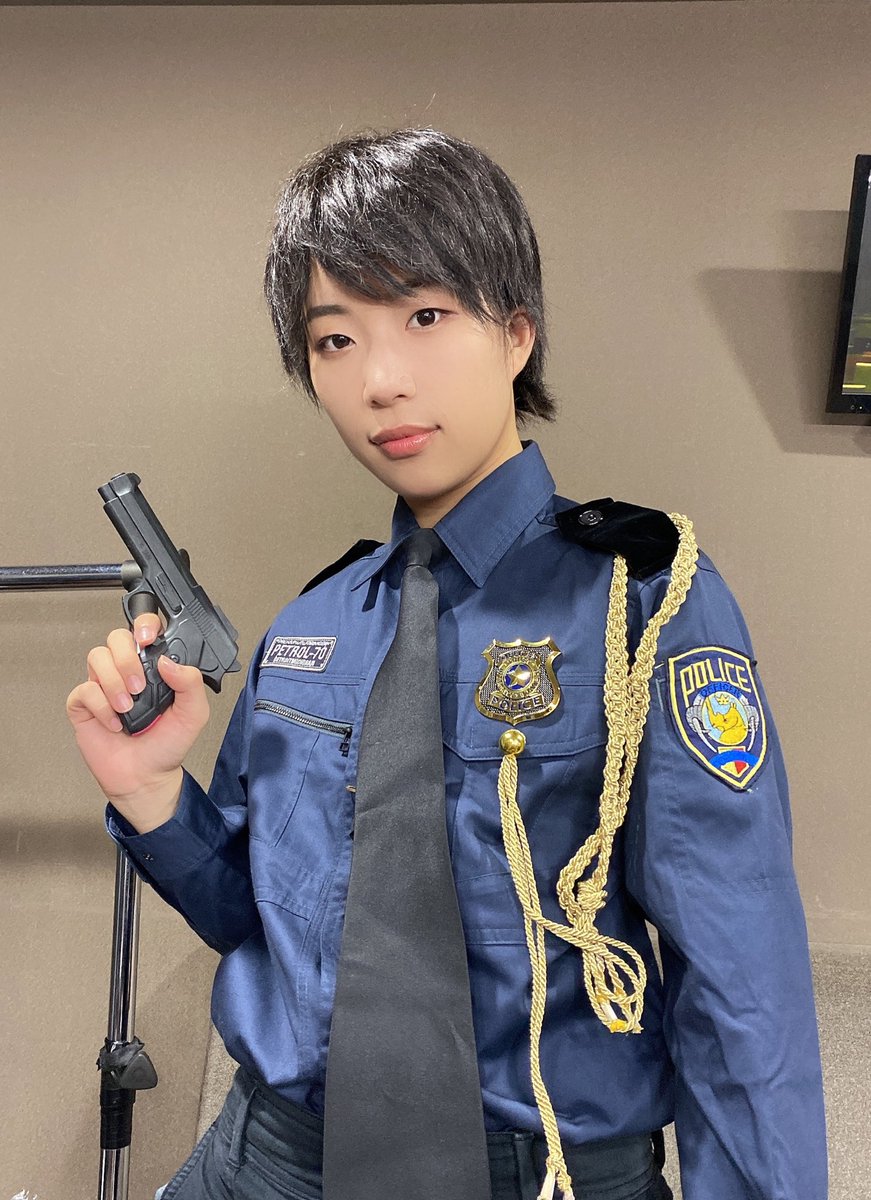 ほのぼのママ 小学生向けの 交通安全教室 にこんなやさしくてカッコいい警察官が来てくれたらいいな おまわりさんの言うこと聞いてみんな交通ルール守って事故ゼロになりそう ゚ ゚ そして 先生や保護者にも大人気間違いなし もしも風 ほのぼのママ 小学生向けの 交通安全教室 にこんなやさしくてカッコいい警察官が来てくれたらいいな おまわりさんの言うこと聞いてみんな交通ルール守って事故ゼロになりそう ゚ ゚ そして 先生や保護者にも大人気間違いなし もしも風