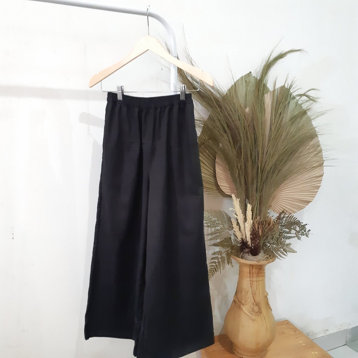 jualannyaran's tweet photo. @OOTDFESS ada nihh ka, bahan cotton twill adem
https://t.co/BJTHJUbDcN https://t.co/T3G1qh9pH7