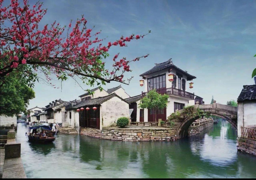 zeng_xiaoyan's tweet photo. Zhouzhuang is an ancient town surrounded by water, and has the reputation of "China's first water town". https://t.co/pnxOsEF9kr