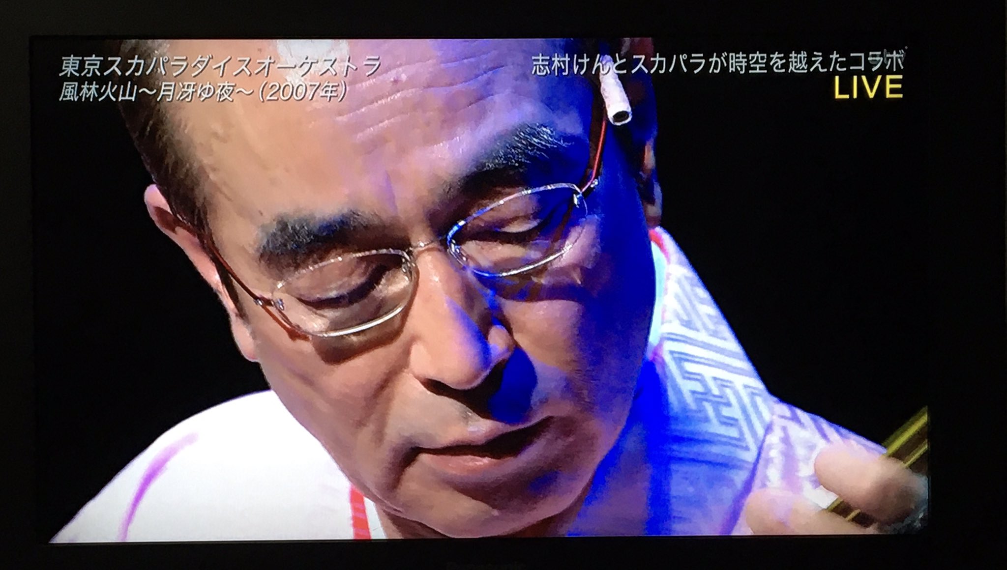 ザミュージックデイ に志村けんが天国から参加 三味線を披露し最後はやっぱり志村けんだった しきのトレンド