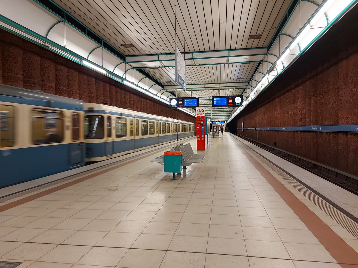 Probablement m'hagi deixat més detalls per explicar, però crec que ja n'hi ha prou. Les comparacions són odioses.Només espero que algun dia poguem tenir un sistema de transport públic globalment tan eficient i tan digne com el que existeix aquí a Alemanya.</FIL>