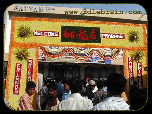 Prabhas_Team's tweet photo. #Eeshwar release day hungama 

#18GloriousYearsOfPrabhas
 #Prabhas https://t.co/uj7zCX4MGi