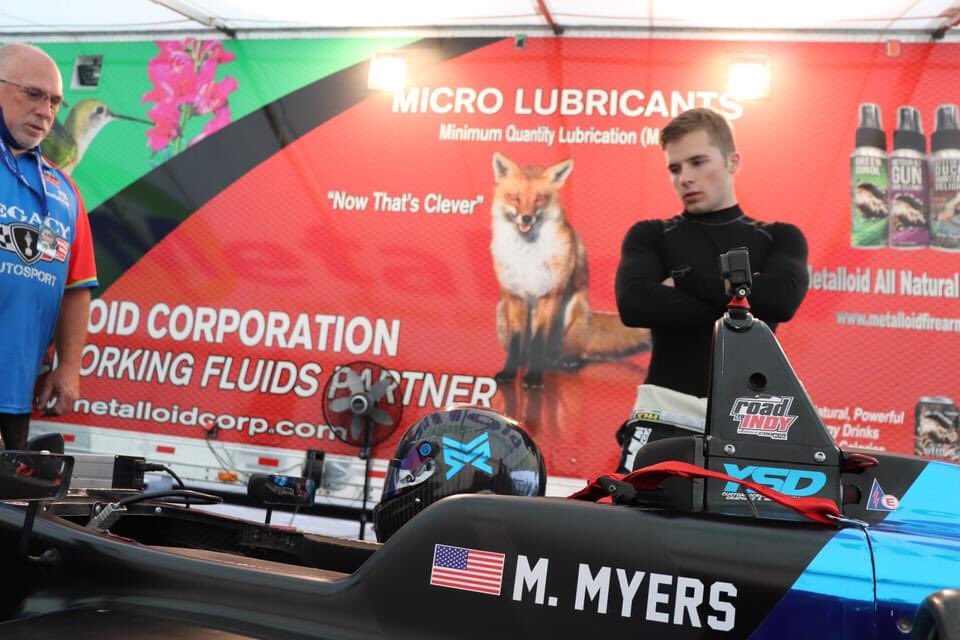 LegacyAutosport's tweet photo. A Few Pics Of #24 Michael Myers At Mid-Ohio Sports Car Course
#legacyautosport #metalloidcorp #roadtoindy #usf2000 #mmyersgarage #rustedsilobrewhouse #heavyrightfootcoffeecompany #stevesautofab #fearthetafs #jrsbeveragemart #TeamCooperTire https://t.co/CSNOMLfqXM