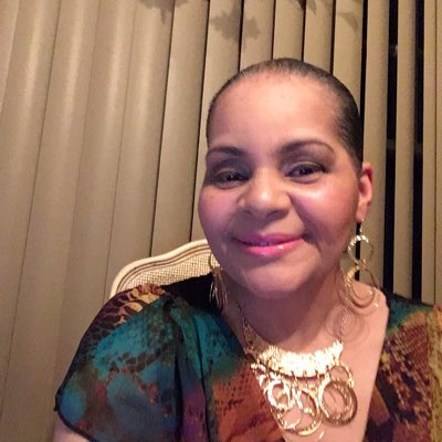 MitziGayle82's tweet photo. #NewProfilePic https://t.co/k9qe5v4Db3