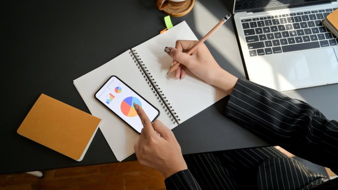 WEBINAR: 'How to gather data – Qualitative or Quantitative?'. A session on how to gather data in the current climate for organisations from the North West. Webinar on 3 November from 
More here: us02web.zoom.us/meeting/regist…
