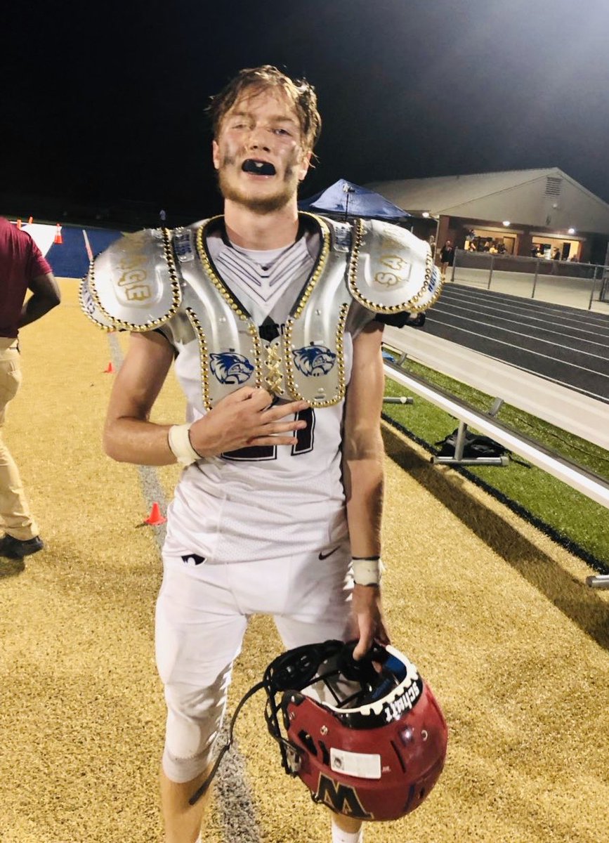 Coach_C_Pierce's tweet photo. 🚨 🚨SAVAGE PADS 🚨🚨 @ConnorClinton_ With the interception!! #EARNIT #WeAreWoodstock https://t.co/ZIlgNE63PC