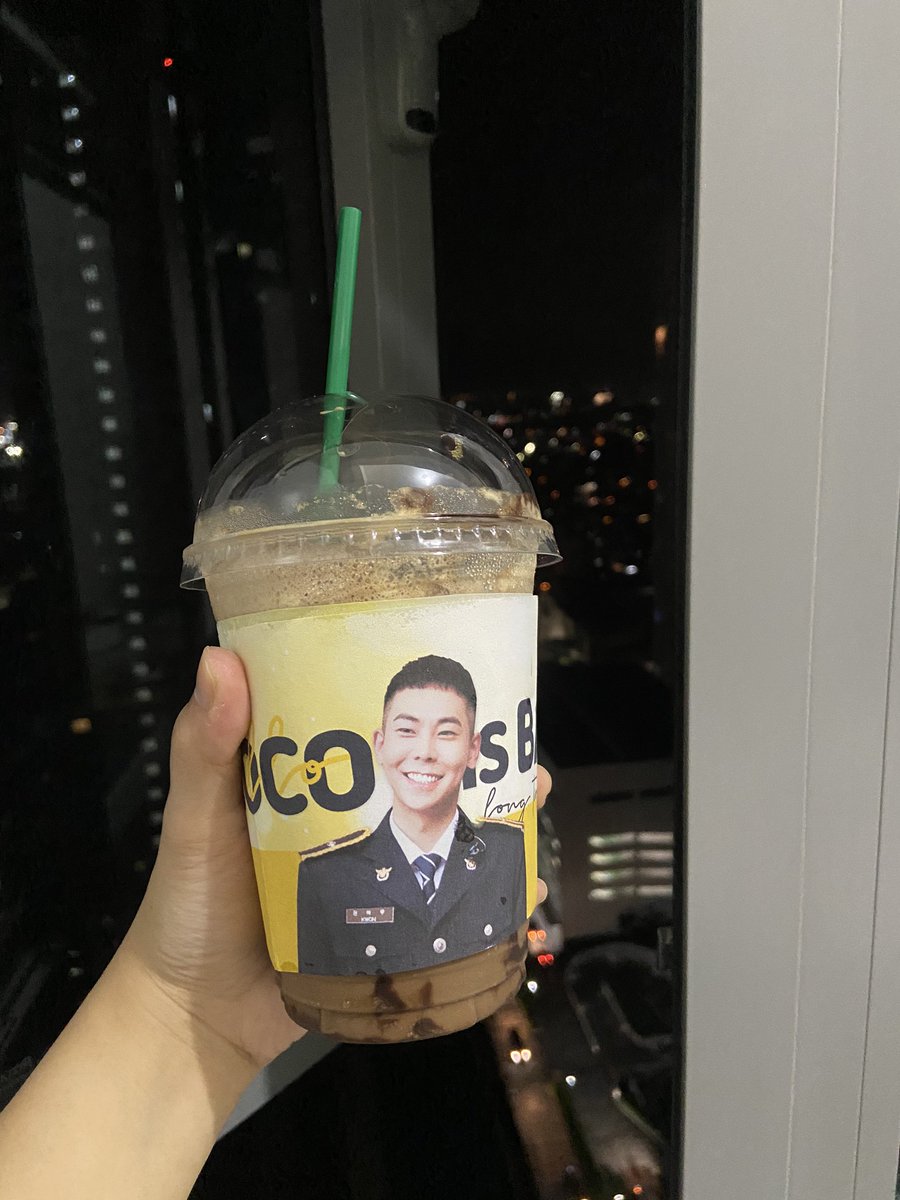 dlrama's tweet photo. Welcome back Loco~ @locogocrazy Have enough rest them we’re ready for your comeback!!!!~
#WelcomeBackLoco #LocoIsBack #HelloLoco #AOMG #Loco #로꼬 https://t.co/uySbv5O3Gb