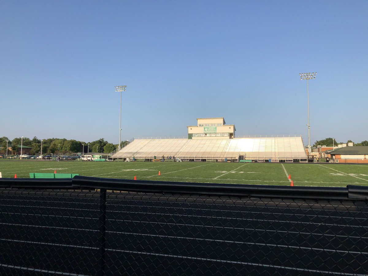 westbranch_xc's tweet photo. Get up Warriors! It’s race day! We’re hosting a dual meet against South Range @ our place!!
HS Girls: 8:45am
HS Boys: 9:45am
MS (Boys and Girls): 10:30am
@MrCoffeeWB @Warrior_Section #wbxc https://t.co/E55n1CWgjj