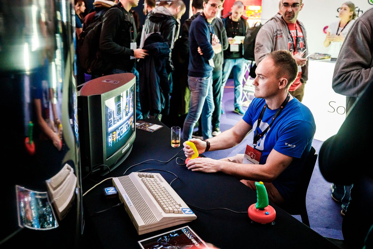 ngPolandConf's tweet photo. #SeeYouInNovember2020 #ngpolandconf #ngpoland #angular #community #AngularFamily #AngularFriends #js #javascript #typescript #technology #warsaw #visitwarsaw #poland #conference #2019 #dev #devs #programming #programmer #conf Photo: #bluecherry
https://t.co/bxSZ180SxF https://t.co/GVRuNMJcIY