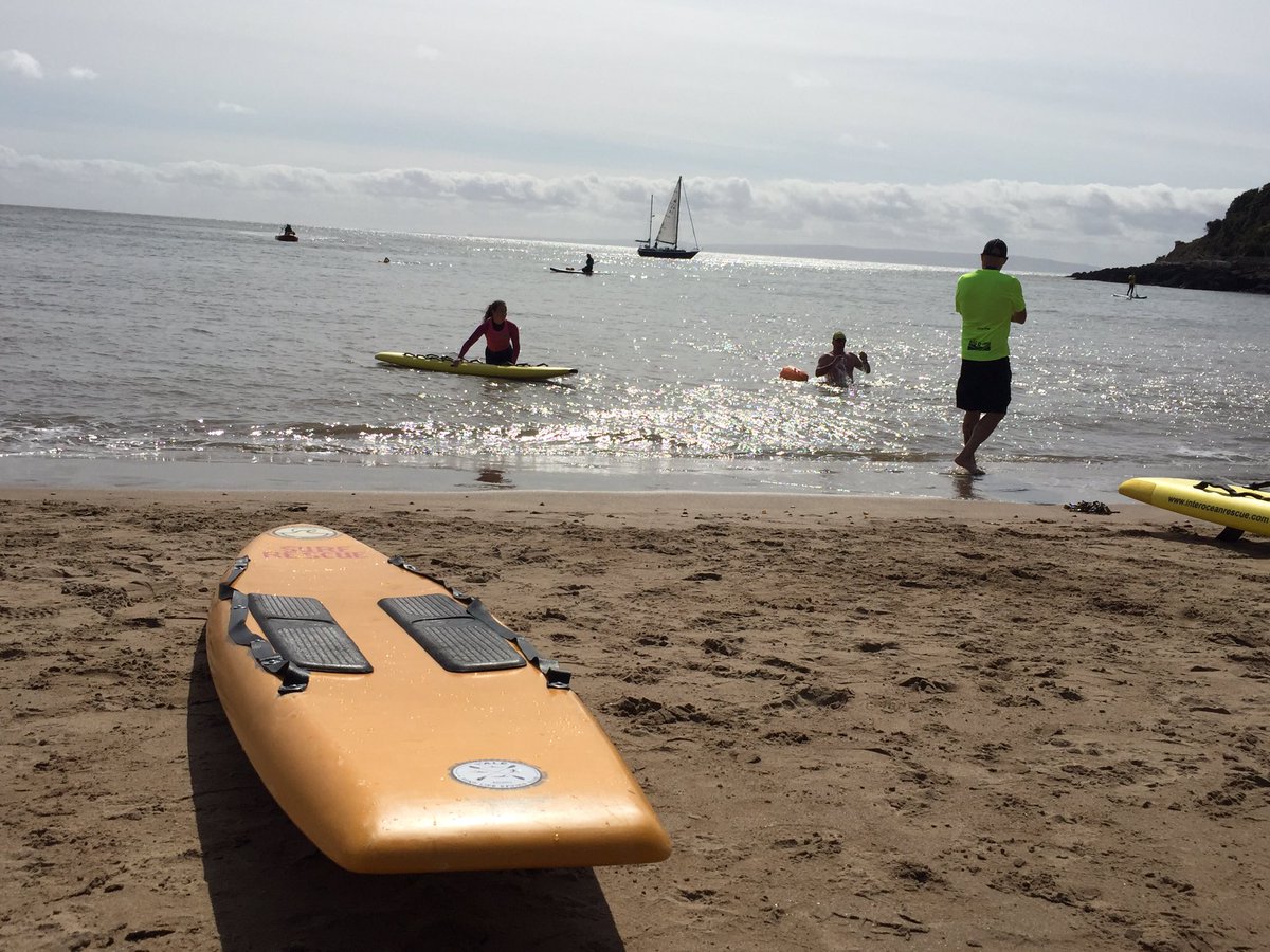 ValeSLSC's tweet photo. Congratulations to all the brave competitors on the @AONE_Events Big R Swim from Fontygary to Jackson’s Bay. Well done juniors - Tesni, Louie, Emily & Alice who provided board safety cover and raised funds for the club! 🌊🏊🏼♀️ #Fonty #JBay #TeamVale #BoardCover #SurfLifeSaving https://t.co/R0IHHEyEOw