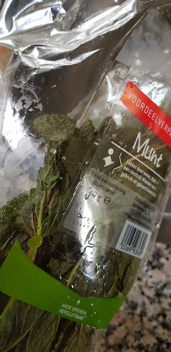NHolwerda's tweet photo. @LidlNederland Nog even een picca van deze dorre blaadjes 😉 https://t.co/bEY0opmIXW