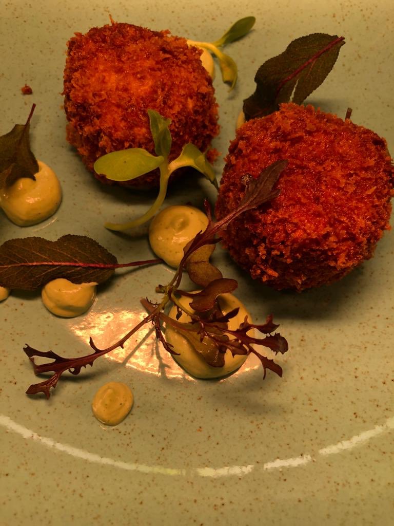 🍂 AUTUMN MENU🍂 this menu is going down a treat so far - be sure to book your table now by calling 01858 555734 or email bookings@thebewicke.com now
Dishes pictured:
🦌 Venison steak main
🐓 Butter poached chicken main
🐄 Beef cheek croquette starter
🤤🤤🤤🤤
#seasonalmenu