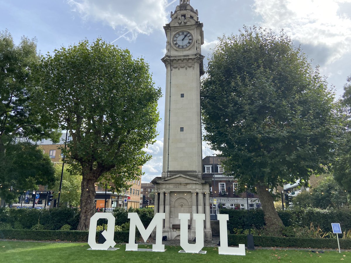 QMULGeography's tweet photo. A very warm welcome to Geographers and Environmental Scientists who are moving on to campus this weekend! Looking forward to meeting you all next week #MovingInWeekend #QMUL #studentlife https://t.co/odQp3dO5xi