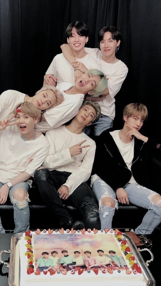 Happy Birthday to the best lewder~ Kim Namjoon