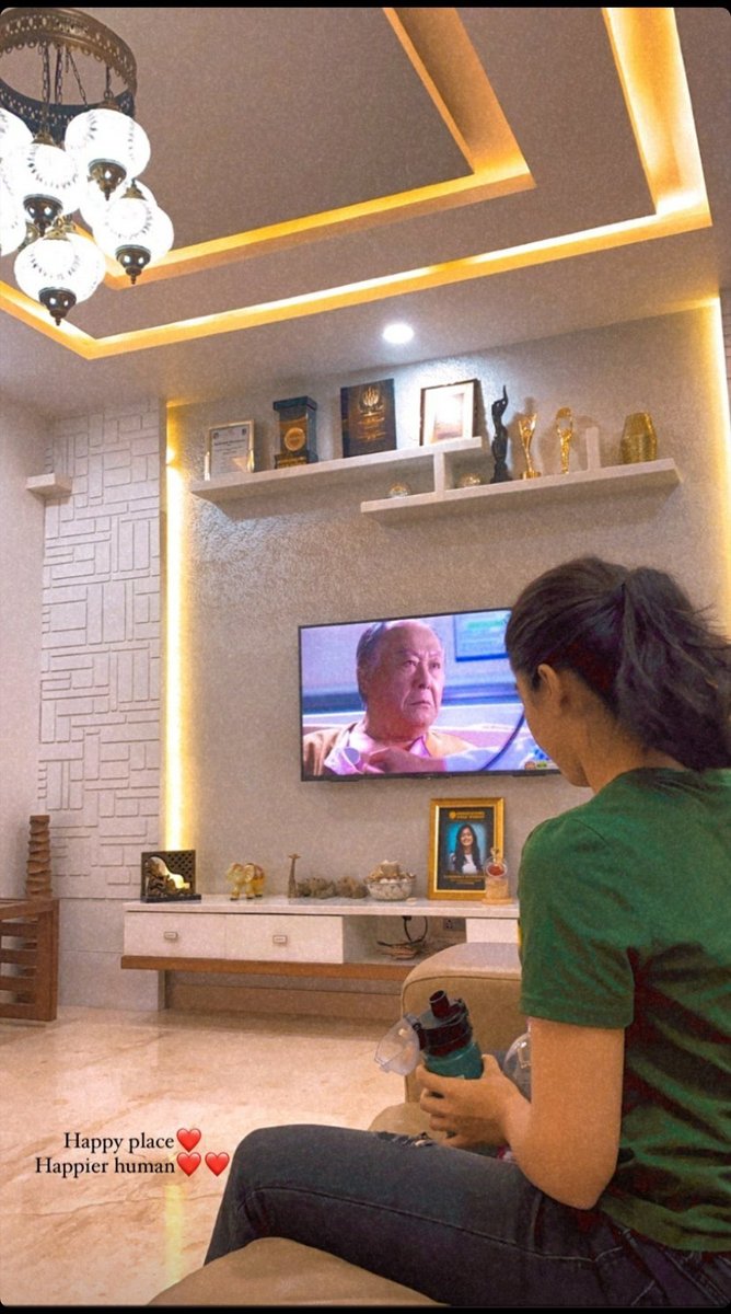 Look at all those awards 😍🤩! 
I’m in full full joy looking at this pic today 💃🙈🥰 Her success makes me very happy 🙈 <a href="/iamRashmika/">Rashmika Mandanna</a> 🧚❤️