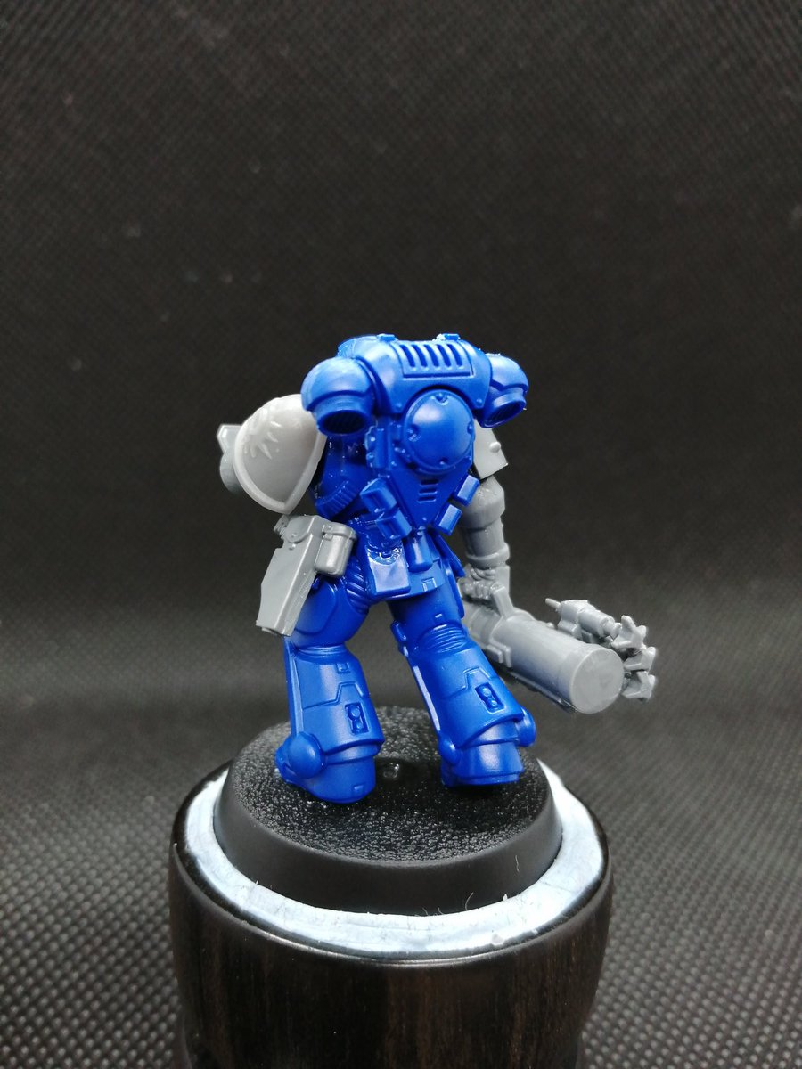 Crimson_Badger's tweet photo. Aurora Chapter marine build complete. 💪🏻🌌
#commissionsopen #commissionartist #aurorachapter #spacemarines #adeptusastartes #primarismarines #missilelauncher #successorchapter #warmongers #warhammercommunity #warwardens #convertingwarhammer #kitbash #warhammer40k #40K https://t.co/40tvrupTmP