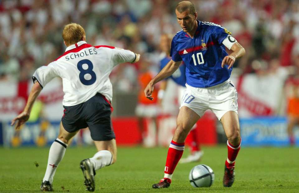 Paul Scholes: "“To see Zidane in action was to witness poetry in motion. The skills, the vision, the goals . . . he was a sublime performer".