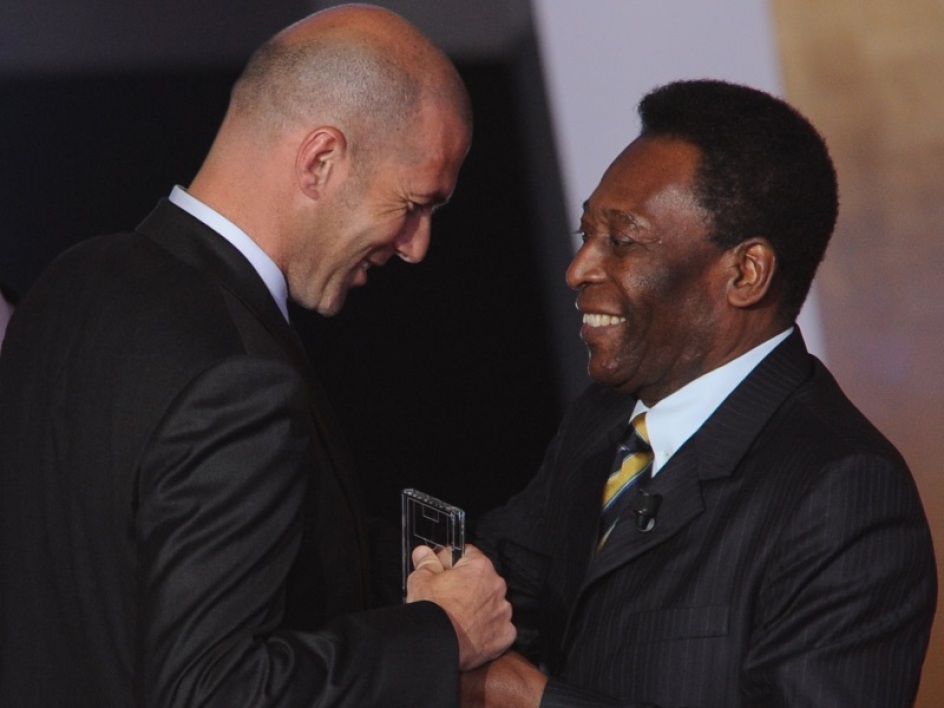 Pele: "“There's no one like Zidane. No one”.