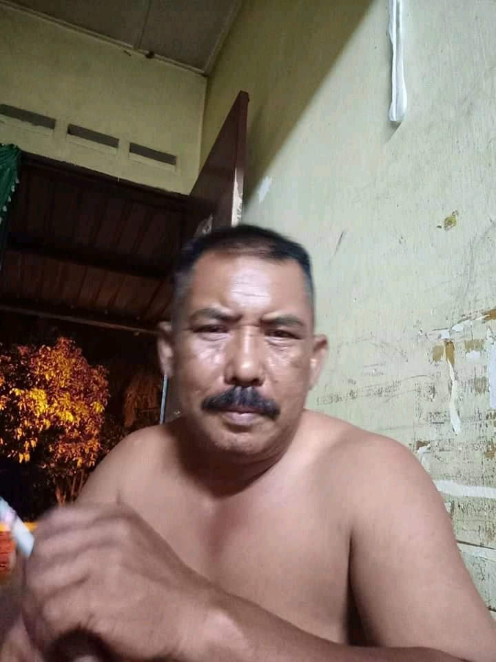 juni lly Wa 081380755141 tweet media