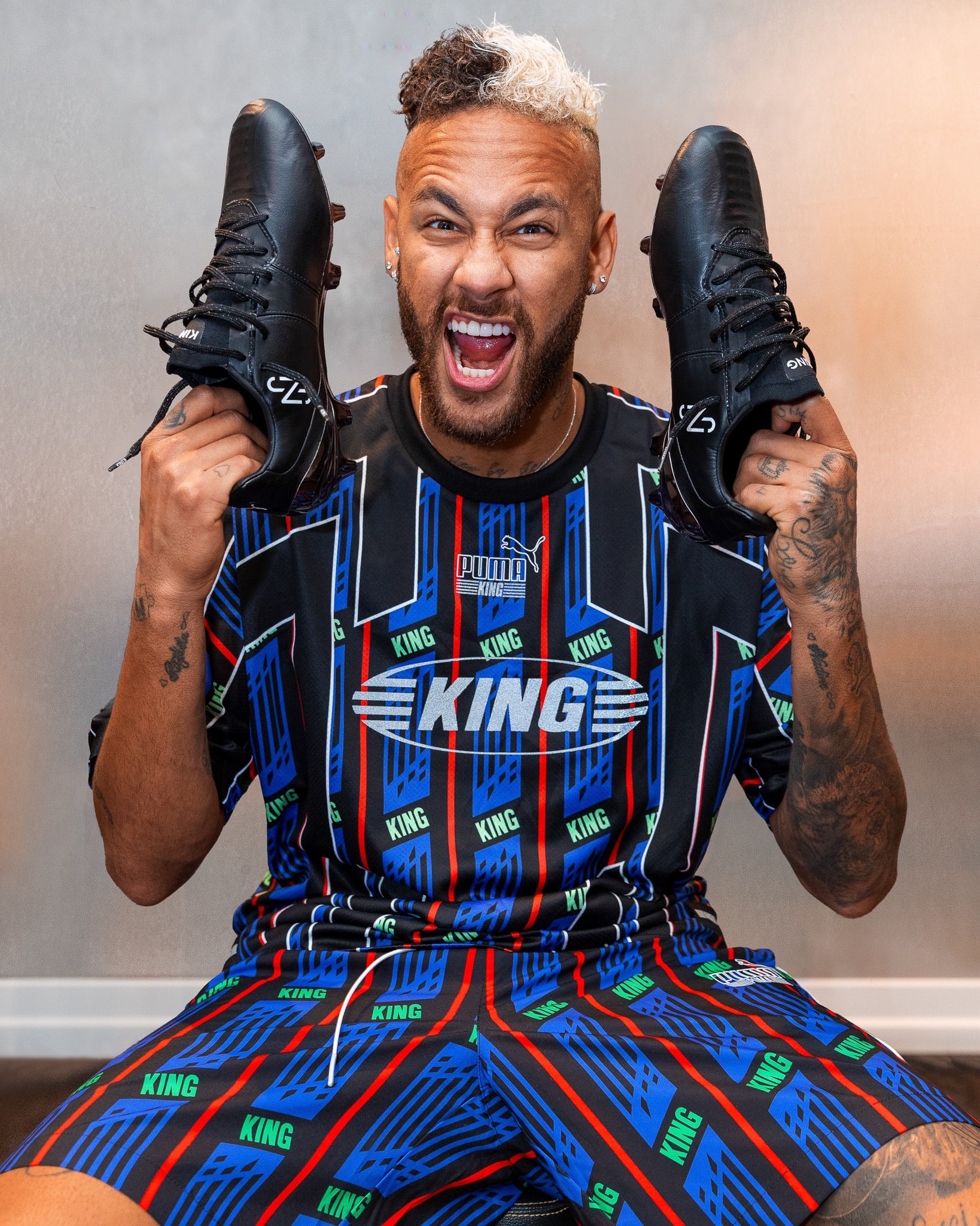 PUMA Football on Twitter: "When your hair matches your new boots 👑 @neymarjr https://t.co/o0xtdUs8mN" / Twitter